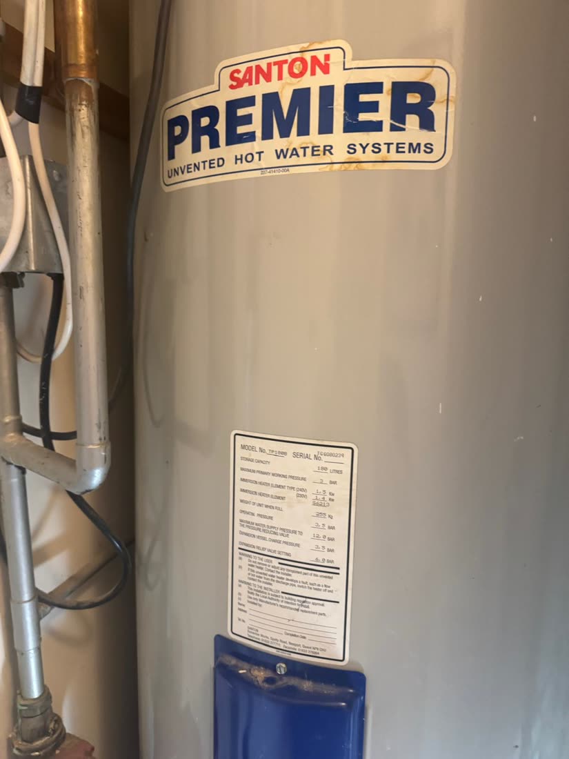 180-litre Santon Premier unvented hot water cylinder serviced and certified by a G3-qualified engineer